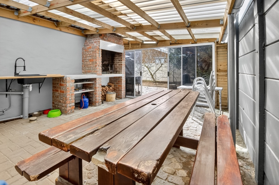 3 Bedroom Property for Sale in Strand South Western Cape